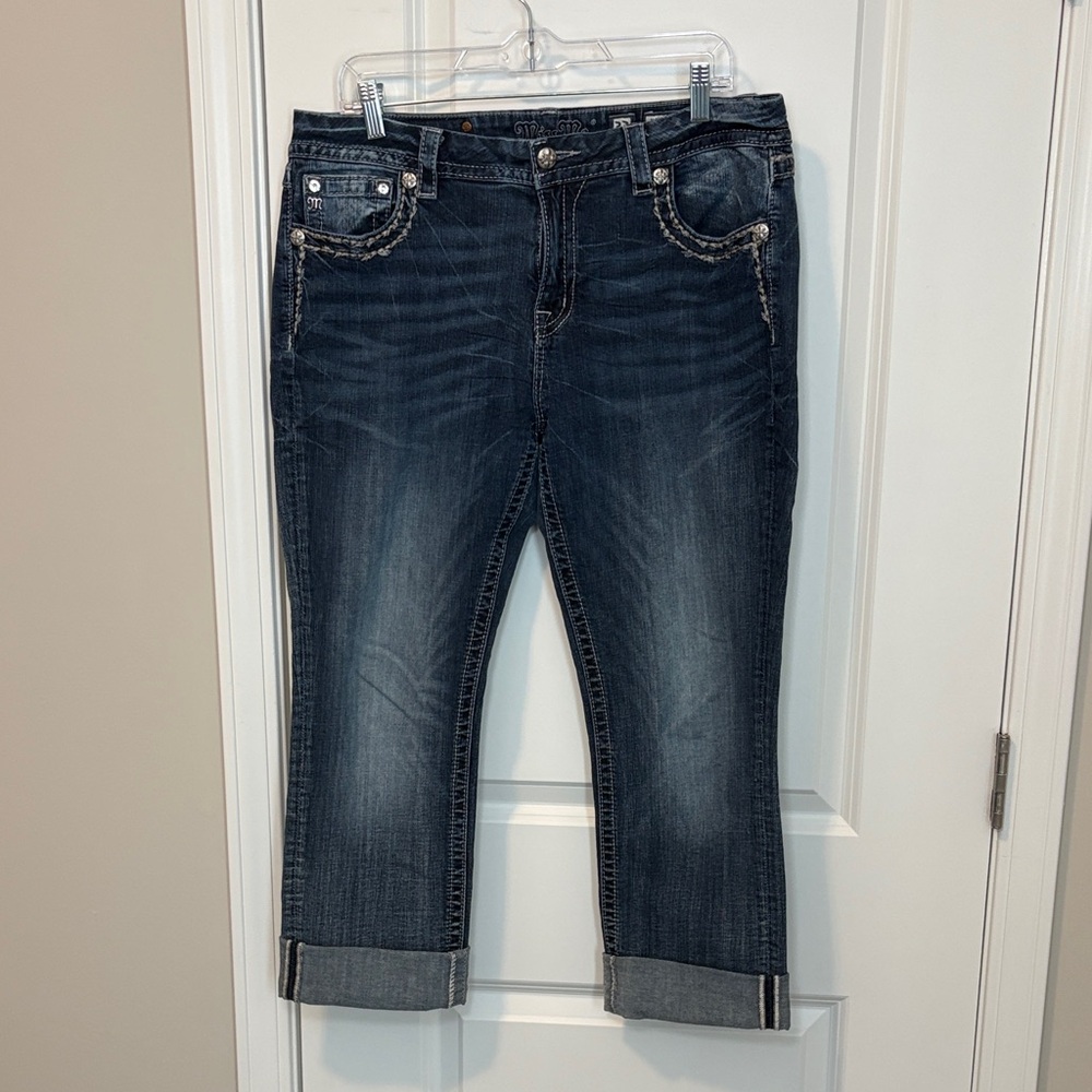 Miss Me Mid-Rise Curvy Crop Jeans size 33